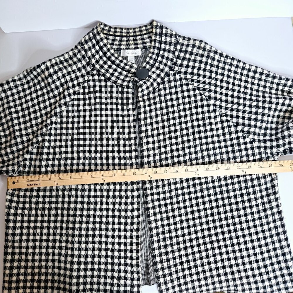 Dressbarn Black White Dolman Short Sleeve One Button Sweater Cape Plus Sz 22/24 - Picture 3 of 10